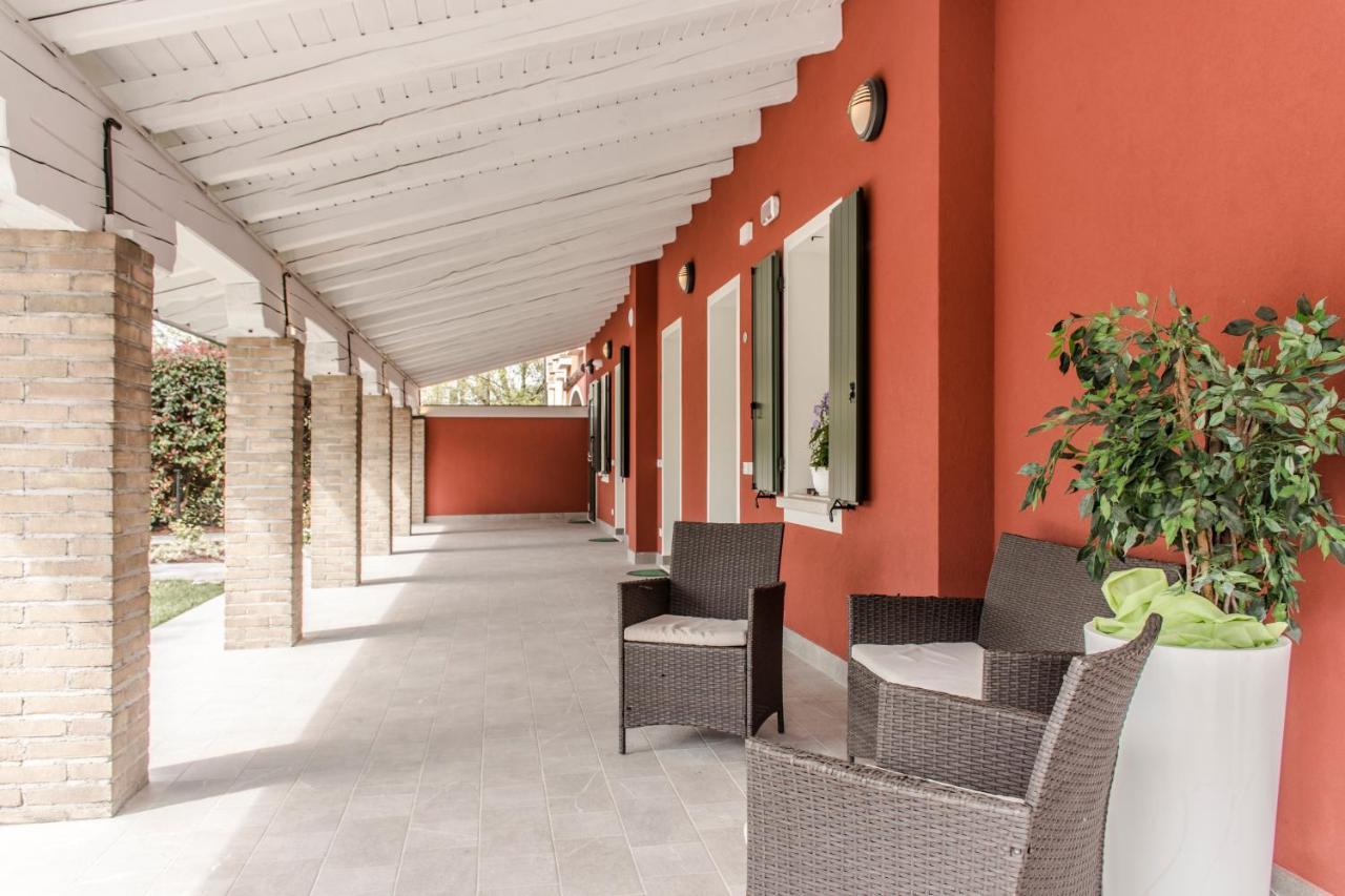 Hotel Residence - Il Giardino Del Cigno Latisana Extérieur photo