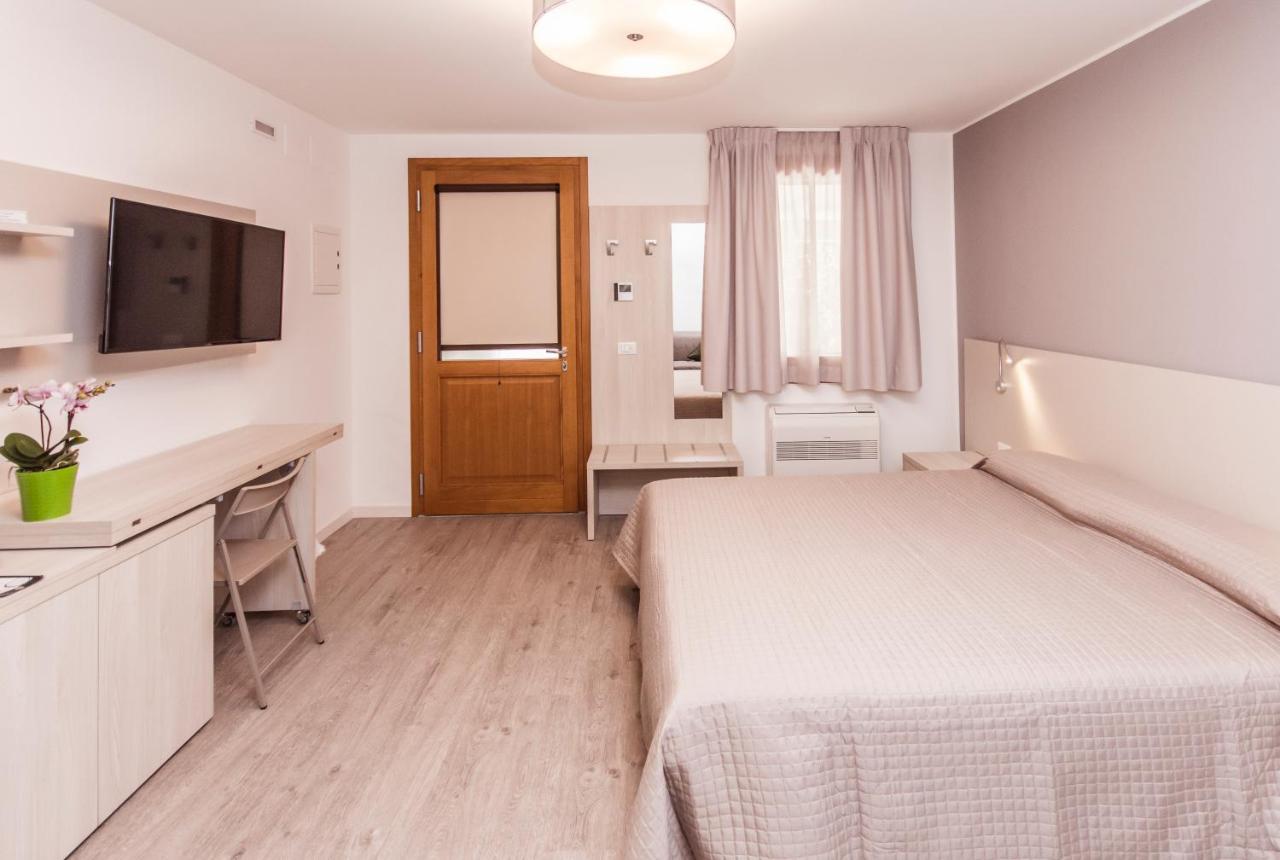 Hotel Residence - Il Giardino Del Cigno Latisana Extérieur photo