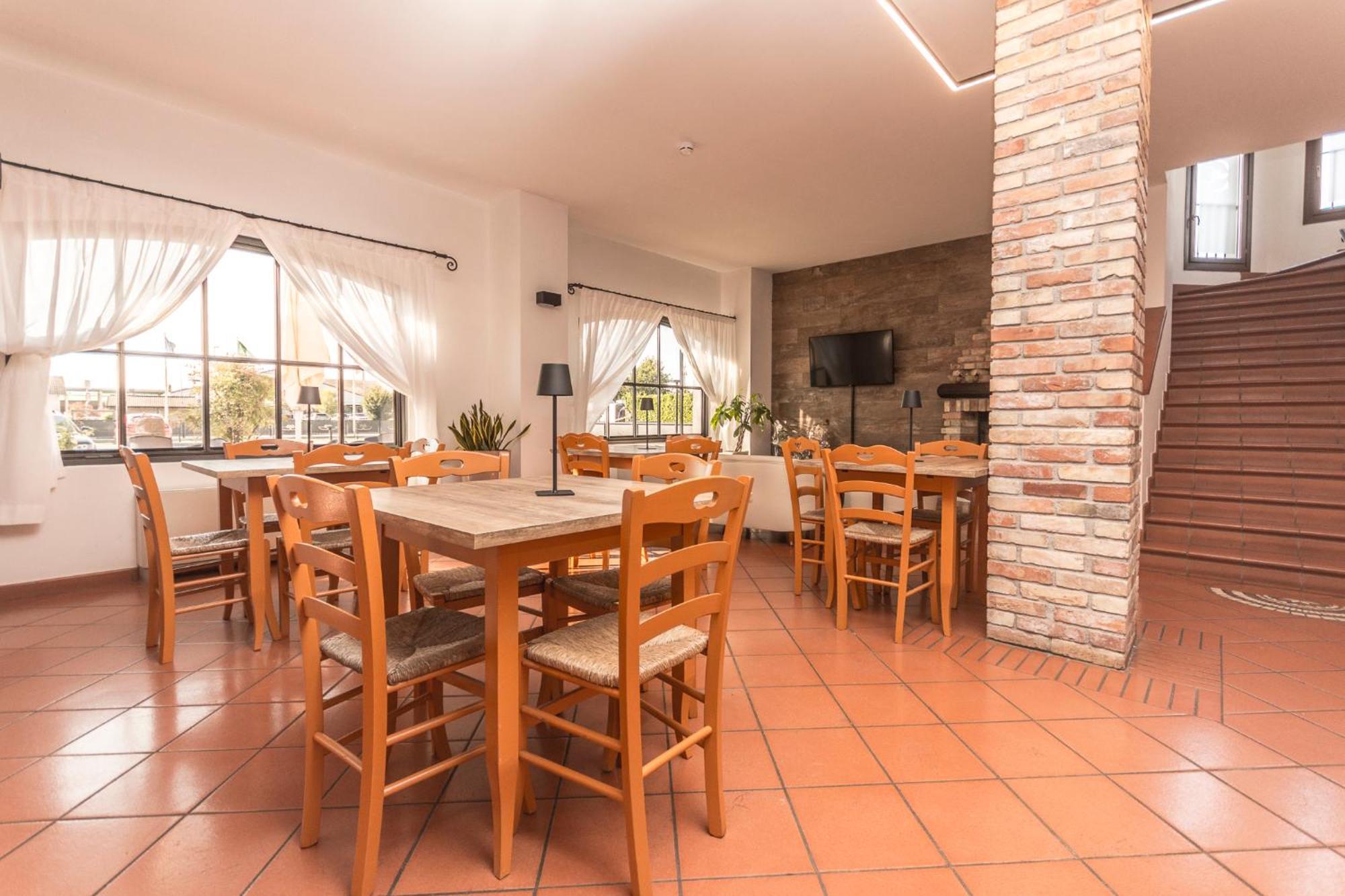 Hotel Residence - Il Giardino Del Cigno Latisana Extérieur photo
